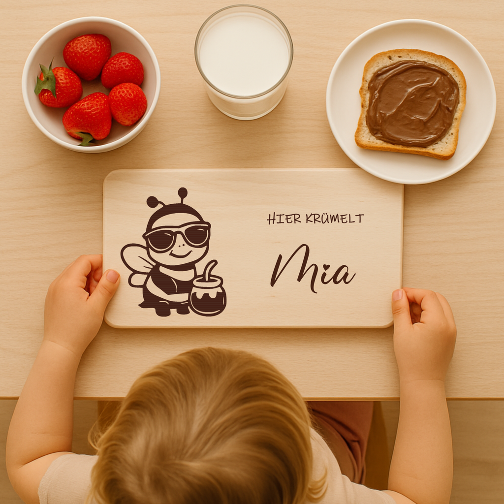 Frühstücksbrettchen mit BabyBiene-Gravur